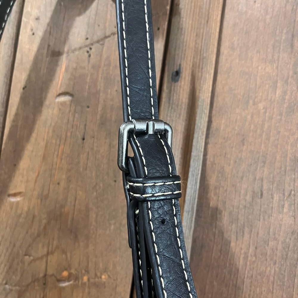 Trinity Ranch Leather Tooled Concealed Carry Purse - image 4